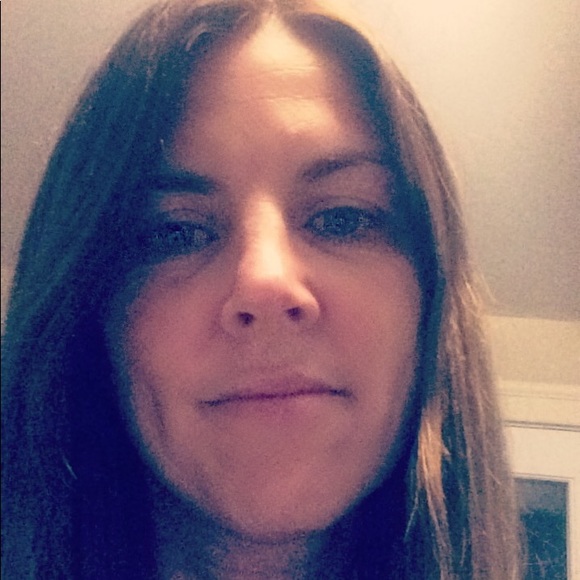 Meet your Posher, Rachelle - Picture 1 of 1